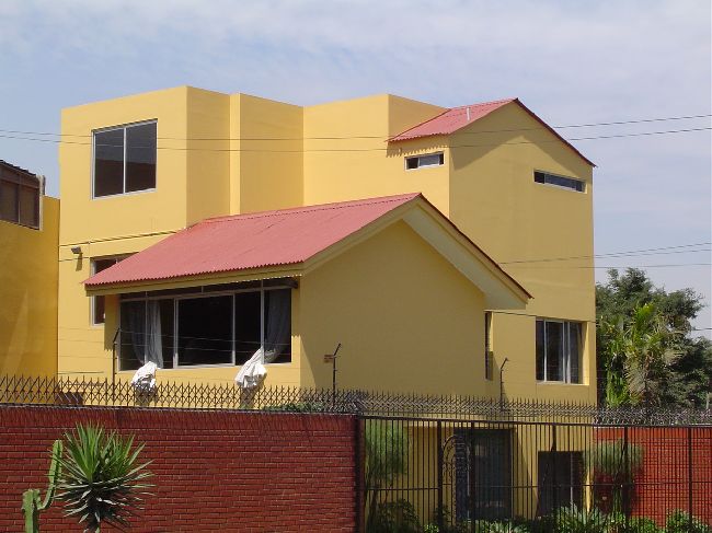 CASA EN VALLE HERMOSO